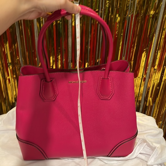 Michael Kors Mercer Corner Kors Studios Satchels Ultra Pink Medium Leather Bag - Picture 5 of 9